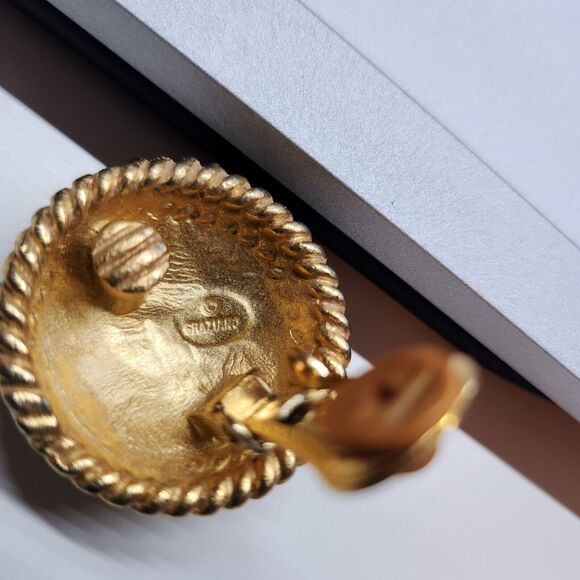 RJ Graziano Clip On Earrings Womens Goldtone Jewelry 1 inch round Vintage - Picture 4 of 11